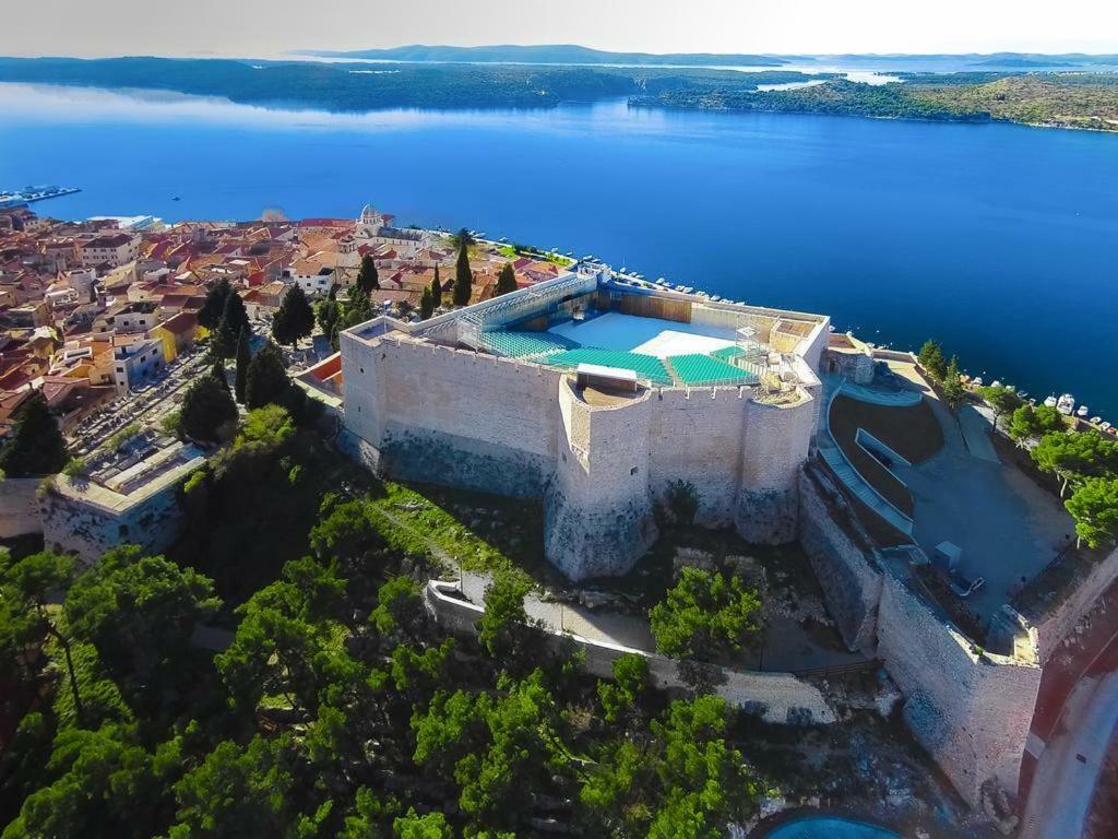 Апартаменты Ljiljana Срима Экстерьер фото